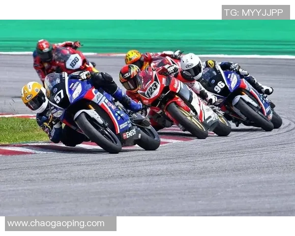 格雷米奥与独立队激战正酣谁将晋级下一轮赛事较量 格雷米奥与独立队激战正酣谁将晋级下一轮赛事较量