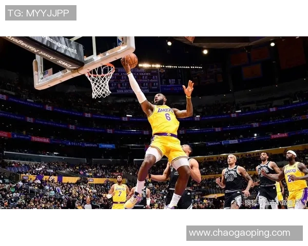 湖人对决马刺精彩集锦回顾球星表现与关键时刻一览 湖人对决马刺精彩集锦回顾球星表现与关键时刻一览